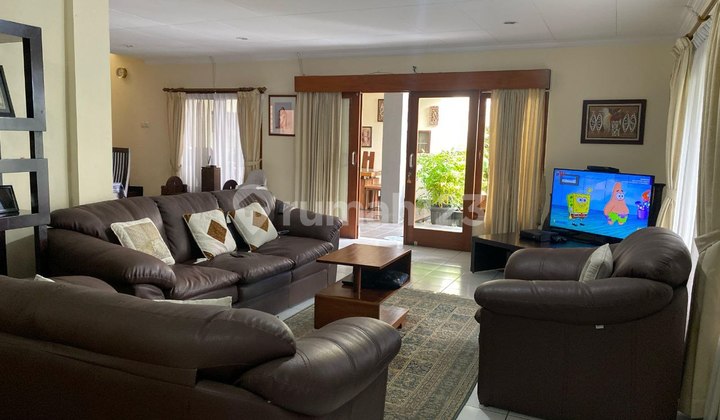 A beautiful villa with a swimming pool for sale near Dago Dream Park. A beautiful villa with a swimming pool for sale near Dago Dream Park.