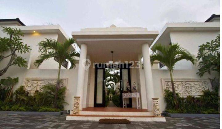 Villa Complex 6 units in Dewi Sri - Kuta for sale 1