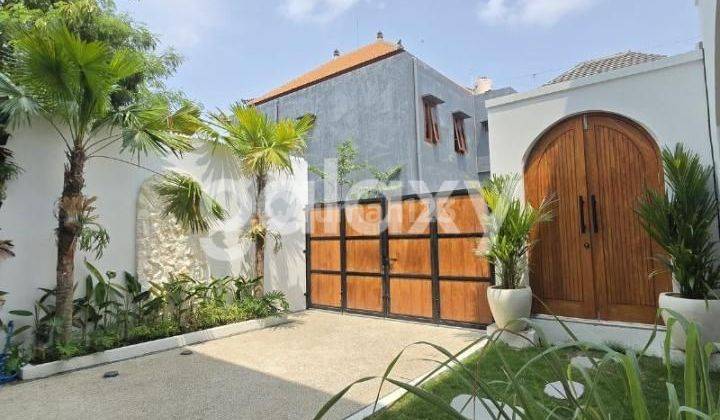 Brand New Mediteranian Villa Padonan Canggu Dijual 1