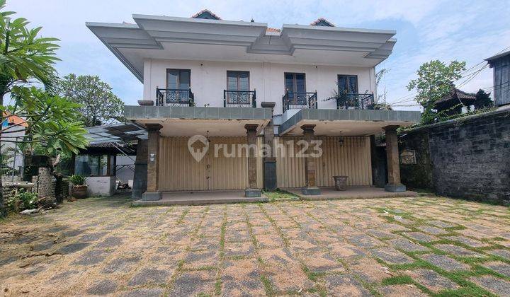 Ruko Gandeng 2 Lantai Area Parkir Luas Di Hangtuah, Sanur, Denpasar Selatan Disewakan. 1
