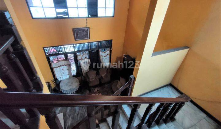 Rumah 2 Lantai di Blok S Kebayoran Baru Lokasi Strategis