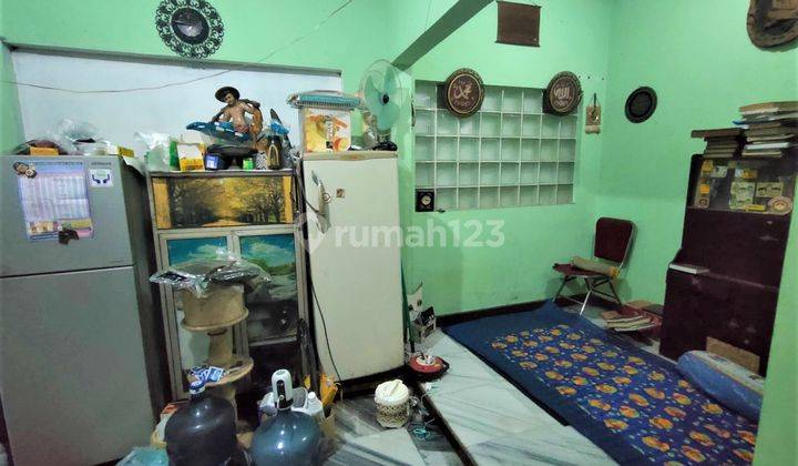 Rumah 2 Lantai di Blok S Kebayoran Baru Lokasi Strategis