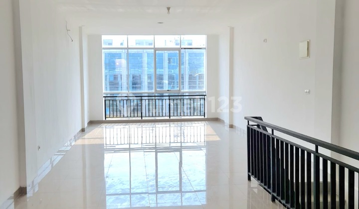 Disewakan Rukan The Beach Boulevard Golf Island Pik