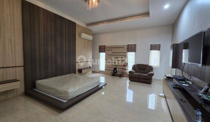 Disewakan Rumah Di Manyar Permai Siap Huni 1