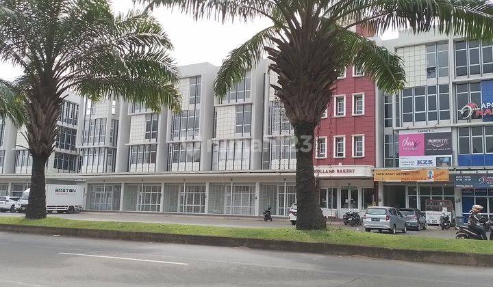 Ruko 4 lantai di area bisnis premium akses 3 pintu utama, 3 exit tol, samping mall, dekat waterpark dan rumah sakit. 1