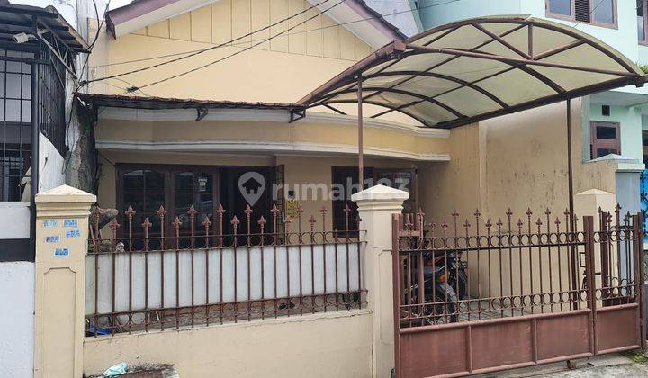 Rumah 1 1 4 Lantai 90 M2 Bebas Banjir di Jakarta Barat 1