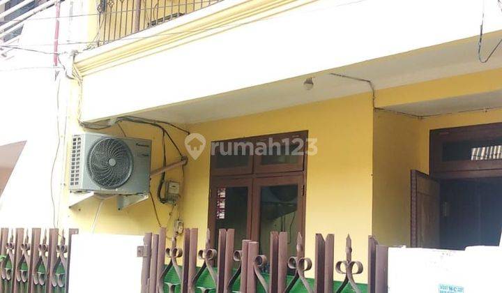 J536 Rumah 2 lantai 5x11 m2 terawat sedikit dlm gang dekat jln tanjung duren raya 1