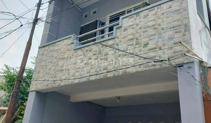 J1591-CBL5 Rumah murah 2 lantai 4x13 m2  hadap selatan jln 1 mobil duri kepa 2