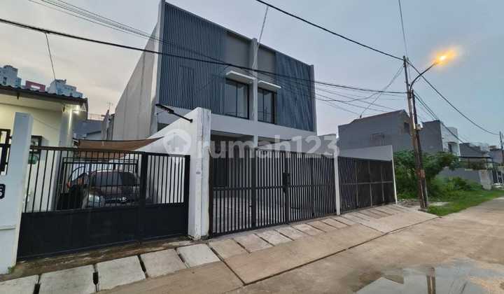 J2081-∆3=15# Rumah Baru 2 Lantai 5x22,5/170 M2 Jln 2 Mbl Area Premium Kav Dki Meruya 2