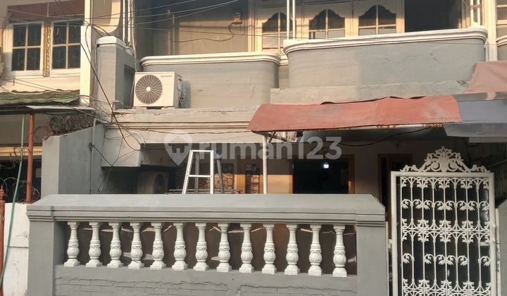 S2062-15π1% Single-Story House Only 7.5x12 Front 10x12 Back 1.5 Car Road No Carport Can Park Side by Side House in Jelambar Near Kai Station T