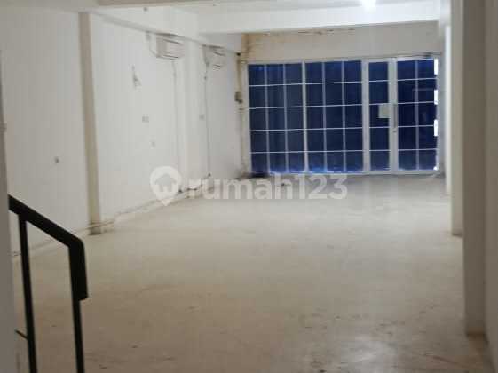 J2120-#3%4 2.5-Story Shop House 4.1x25/4.1x15 M2 Front Road with Busway Access Busy Location Near Green Garden 2