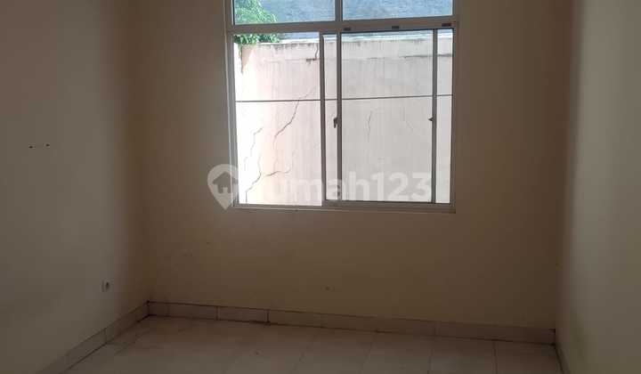 S2240-Cb%2=&F Rumah 3 Lantai 120/300 M2 Hadap Selatan Cluster Sekurity 24 Jam Dekat Intercon 2