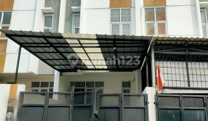 J2235-Cbl5 Rumah 3 Lantai 4,5X14,5 M2hadap Utara Jalan 2,5 Mobil di Duri Kepa J2235-Cbl5 Rumah 3 Lantai 4,5X14,5 M2hadap Utara Jalan 2,5 Mobil di Duri Kepa