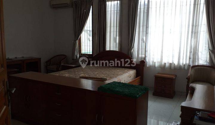 J1733 cb732 Dijual Rumah Minimalis Modern 2 Lantai Semi Furnished di Kav Dki Jakarta Barat SHM 1