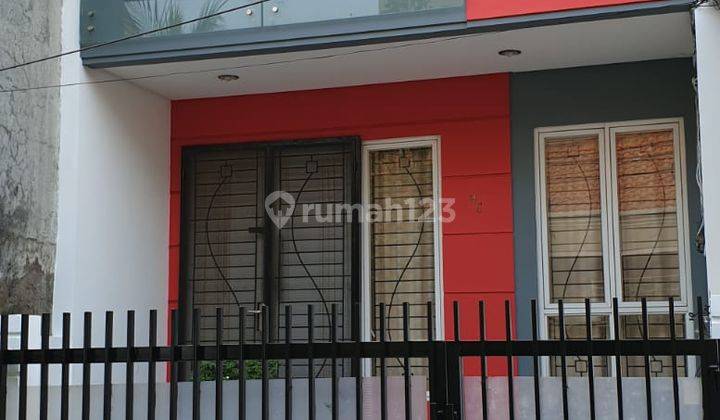 S849-r H2%72=+o Disewakan Rumah 3 Lantai Tomang Siap Huni Dengan Harga 85 Juta 1