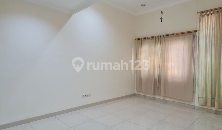 S2065-cbl1l12=2 Rumah 2 Lantai 240/360 M2 Hook Hadap Utara Barat Jalan Lebar Perum Kedoya Permai 2