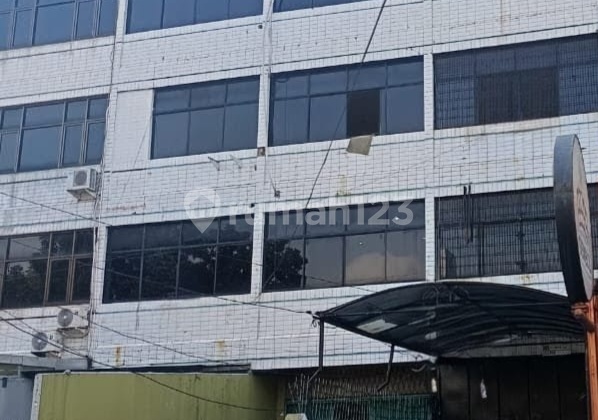 S2163-Cbl1z§ 4-Storey Shop House 4X20 M2 on Busy Street, Car Access for 2, South Facing, in Tanjung Duren Raya