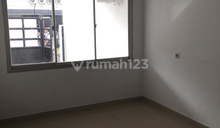 S2212-Cb3££ Rumah 1,5,Lantai 8X21 M2 3 Carport Hadap Barat Dekat Tanjung Duren Raya 2