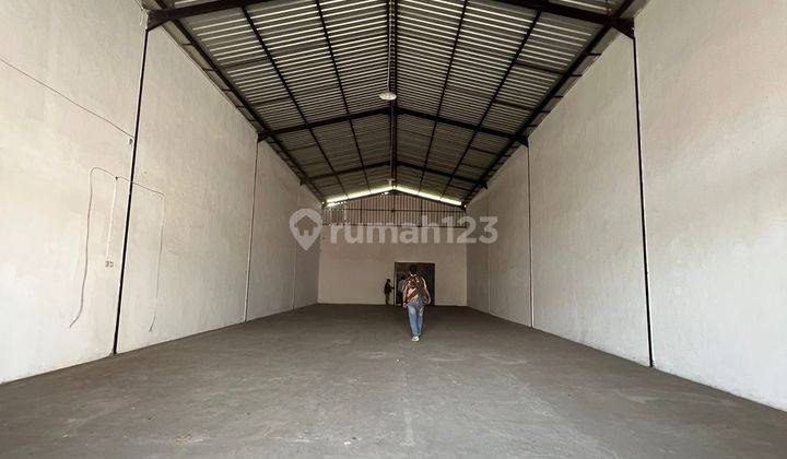 Gudang Sewa di Raya Pakis Mangliawan Arah Blimbig La Sucipto 1