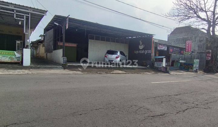 Ruang Usaha di Raya Madyopuro Cemorokandang Dekat Sawojajar SHM 2