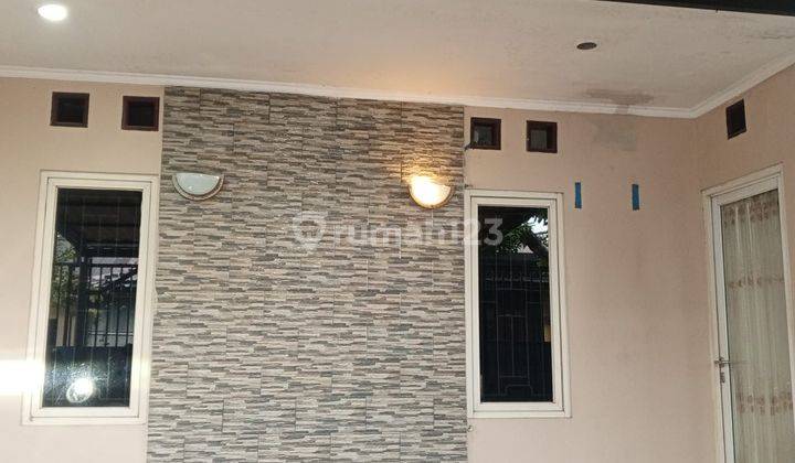 Rumah Bagus Semi Furnish Aman Nyaman Bebas Banjir Siap Huni 2