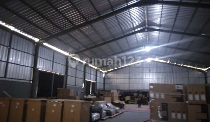 Gudang Strategis Siap Pakai