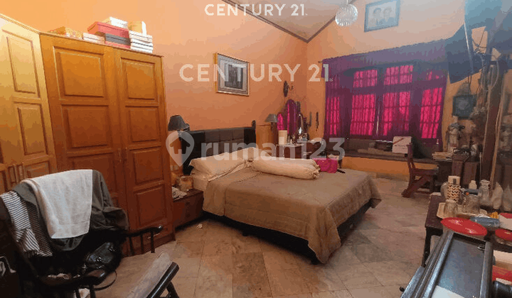 Semi-Furnished 2-Story House Strategically Located in Pulomas S8841 2