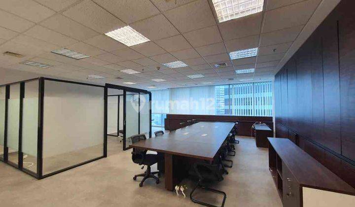 Sewa Kantor Furnished 90 Sqm Mega Kuningan  1