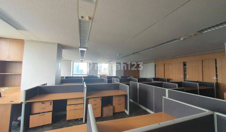 Sewa Kantor Fully Furnished Thamrin 209 Sqm Siap Pakai 1