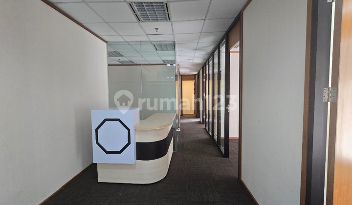 Sewa Office Dea Tower Mega Kuningan 200 sqm Fitted Unit