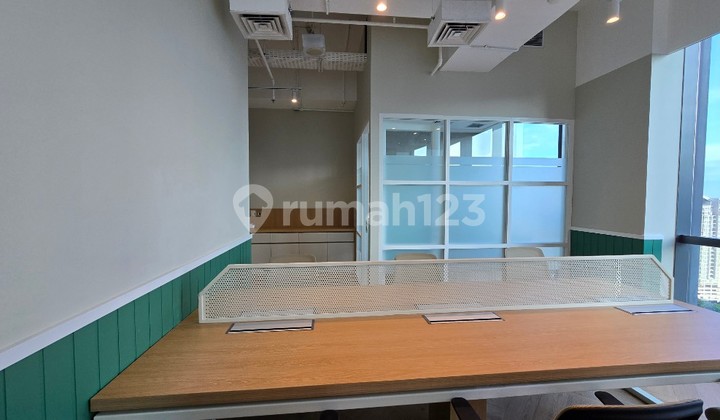Sewa Ruang Kantor Pakuwon Tower Jakarta Siap Pakai dan Furnished
