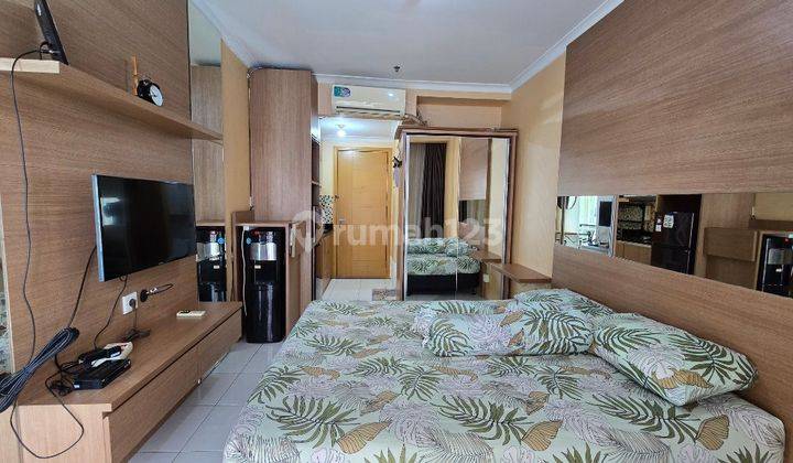 Sewa Signature Park Tebet Studio Fully Furnished View Kolam 2