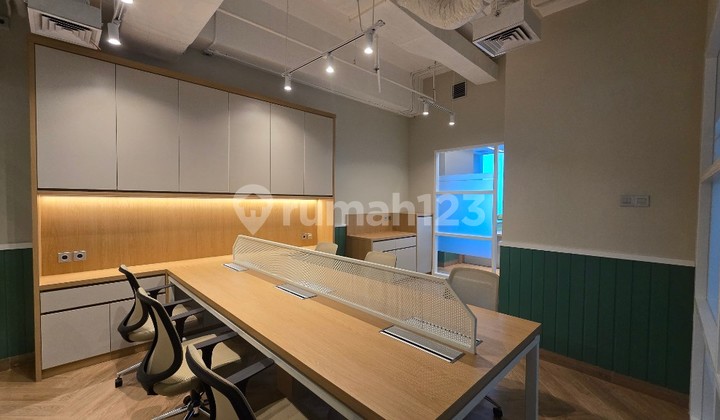 Sewa Office Fully Furnished Pakuwon Tower Jakarta