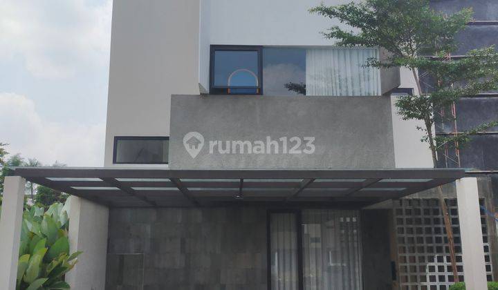 Rumah Modern 2 Lantai Baru di Serpong, BSD 1