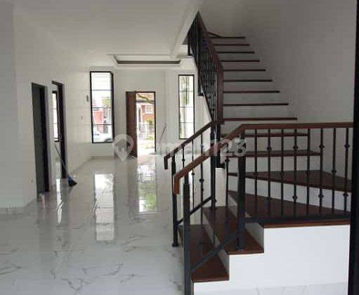 Rumah Minimalis Klaasik Di Legian Sentul City Bogor 2