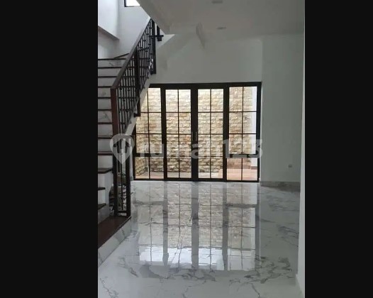 Rumah Baru 2 Lantai Type Minimalis Klasik di Venesia Sentul City Bogor 2