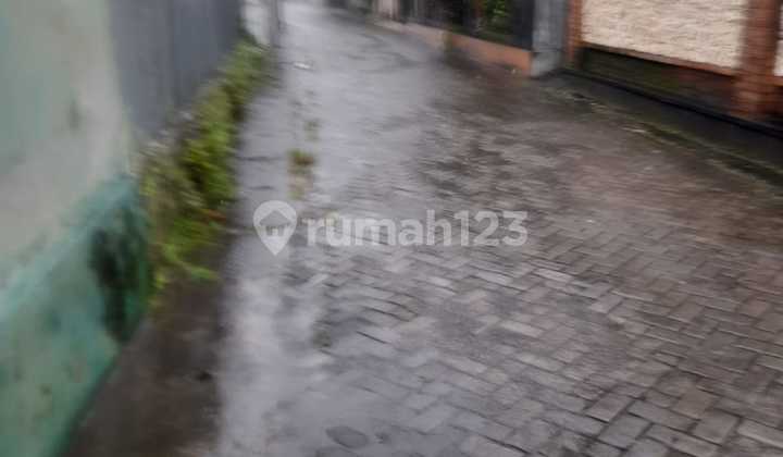 Rumah STRATEGIS HOOK diGedong Kuning dkt JEC,RS,Kampus,Qhomemart 