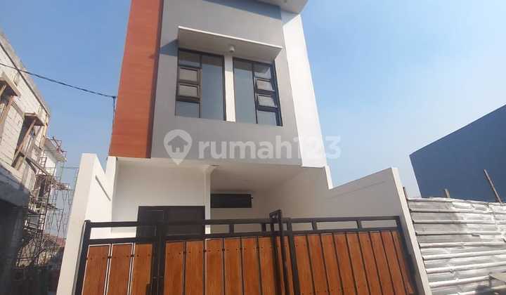 Rumah Minimalis di Wiyung Surabaya Barat