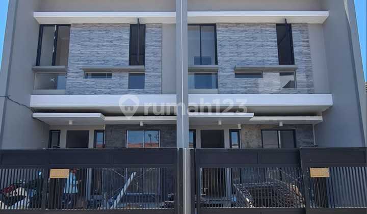 Jual Rumah Baru Klampis Surabaya Timur Jual Rumah Baru Klampis Surabaya Timur