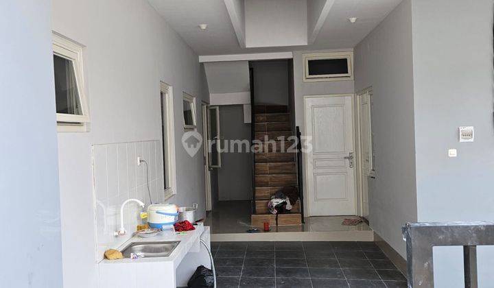 Jual Rumah.kos Baru Shm - Sertifikat Hak Milik Di Siwalankerto