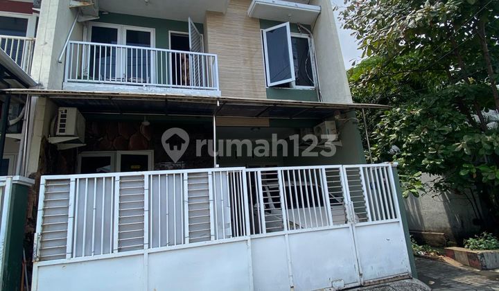 Selling a Nice House Ready to Occupy in Karang Empat Ploso Kalijudan
