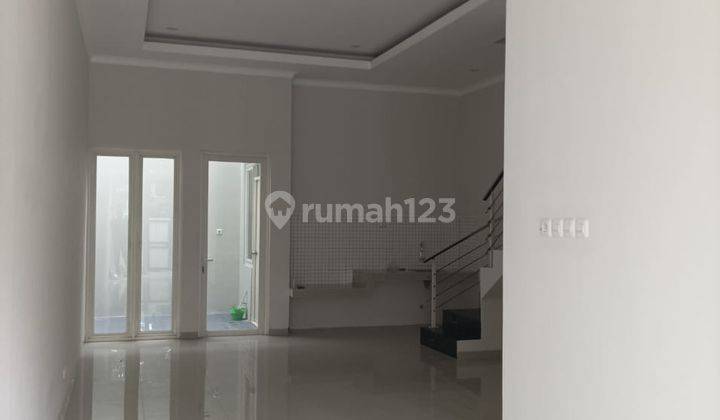 Jual Rumah Baru Shm - Sertifikat Hak Milik Di Rungkut Menanggal 2