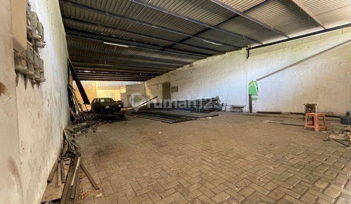 Jual Ex Futsal Ruang Usaha SHM Butuh Renovasi 207 m Murah 1