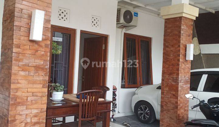 Rumah satu lantai dua carport dekat pantai 1