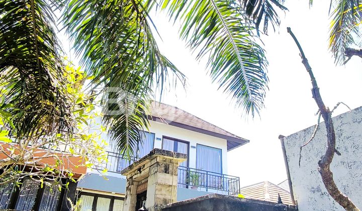 COZY VILLA AT UNGASAN  LS 220 M², 2BR  FURNISHED WITH POOL CLOSE TO MELASTI BEACH