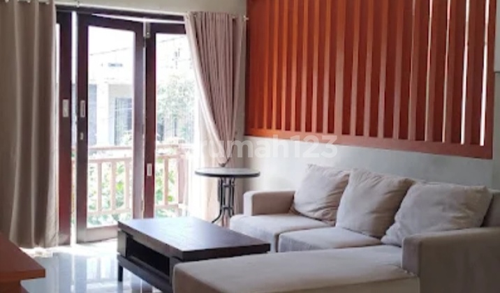 One Gate Villa for Rent in Taman Giri Mumbul One Gate Villa for Rent in Taman Giri Mumbul