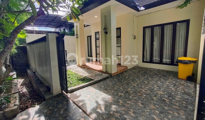 House for Rent / Week / Month / Year Secure Dipuri Gading Jimbaran House for Rent / Week / Month / Year Secure Dipuri Gading Jimbaran