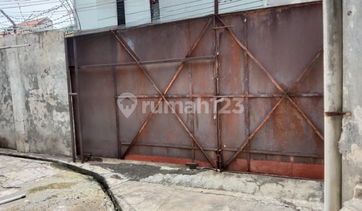Rumah siap huni cocok untuk usaha  10,5 M nego Jakarta timur  10