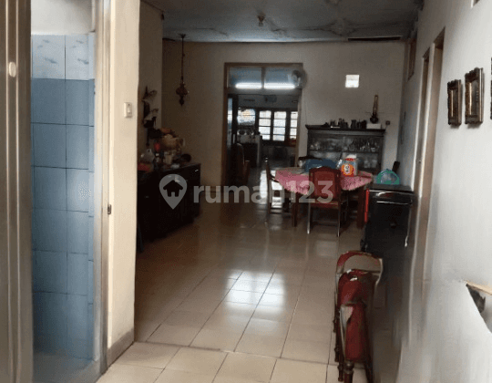 Rumah siap huni cocok untuk usaha  10,5 M nego Jakarta timur  12