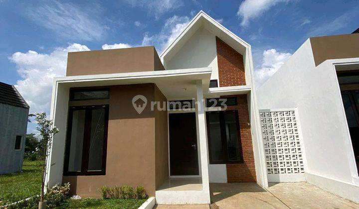 Rumah Scandinavian Sapphire Residence Sumbang Rumah 1